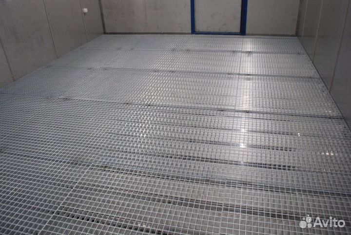 Обитаемая камера напыления порошковой краски