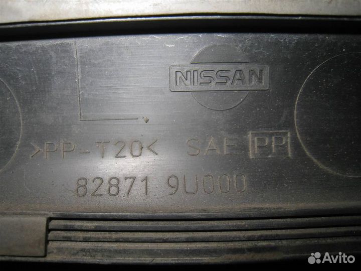 Молдинг двери задней левой Nissan Note (E11) 2012