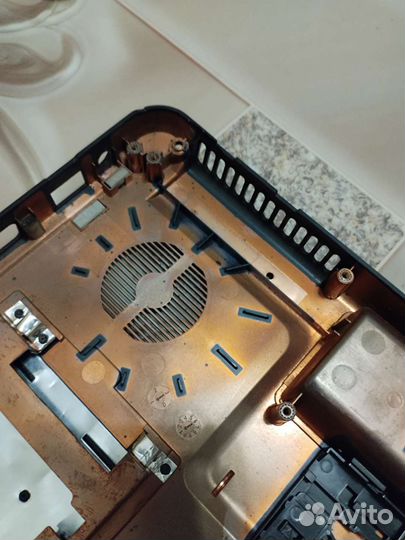 Корпус для ноутбука emachines e527