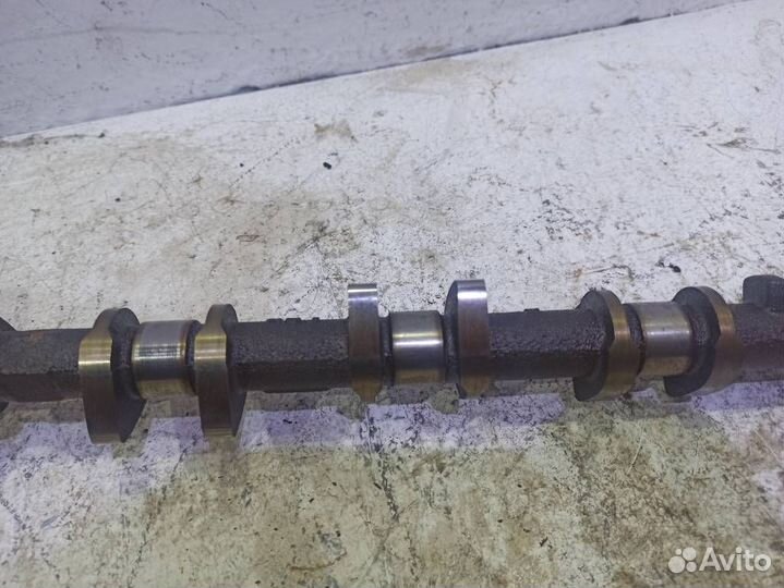 Распредвал впускной