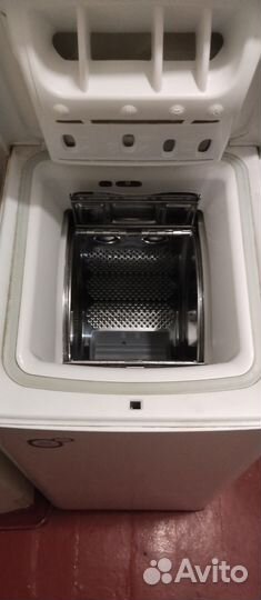 Стиральная машина с вертикальной загрузкой