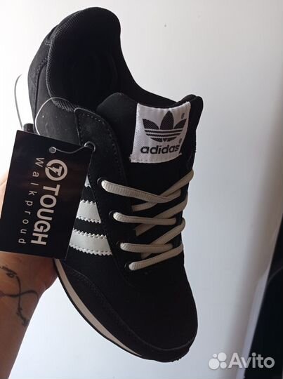 Кроссовки размер 41