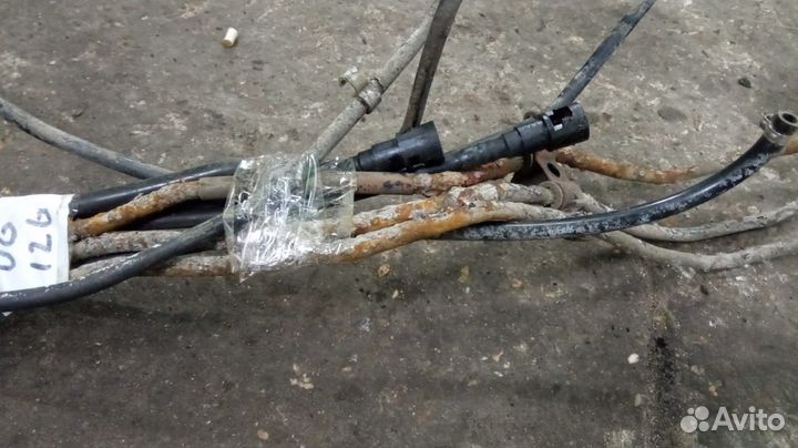 Трубки топливной магистрали в сборе Opel Omega B