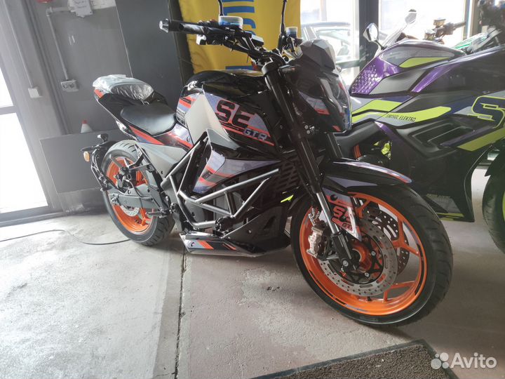 Электромотоцикл SE GTR (72v 60ah) черный