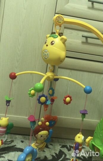 Мобиль на кроватку с проектором и ночником