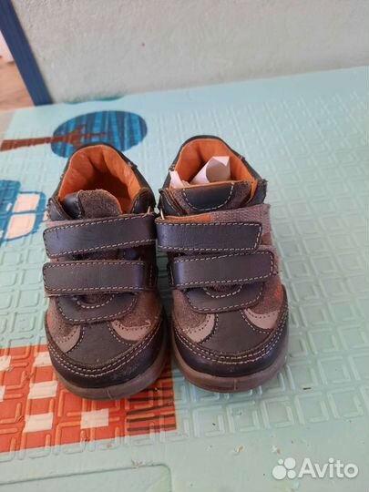 Кросовки на мальчика фирмы Котофей