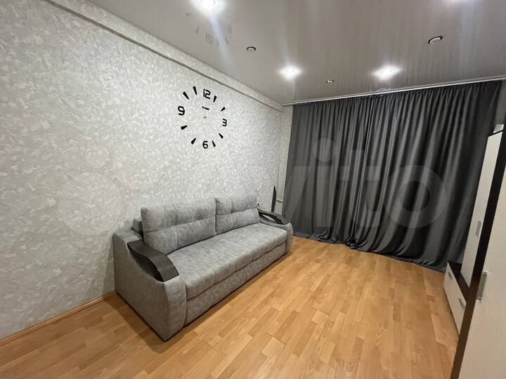 2-к. квартира, 55 м², 1/3 эт.