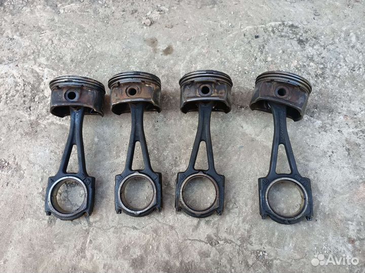 Шатун с поршнем Opel Corsa D. z12xep