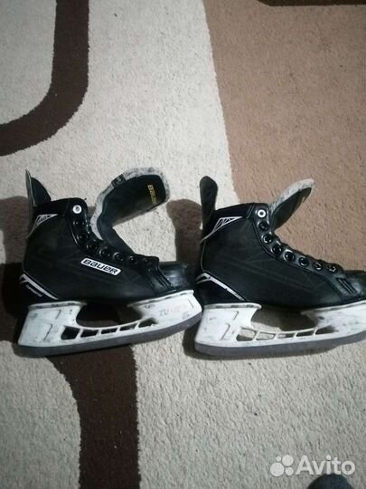 Коньки хоккейные 38,5
