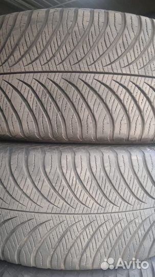 Goodyear Vector 4Seasons 235/50 R18