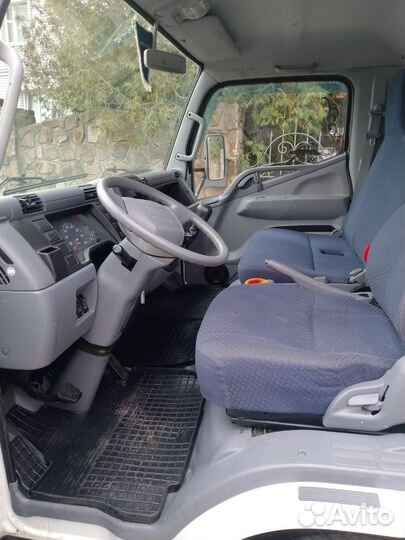 Mitsubishi Fuso Canter с КМУ, 2013