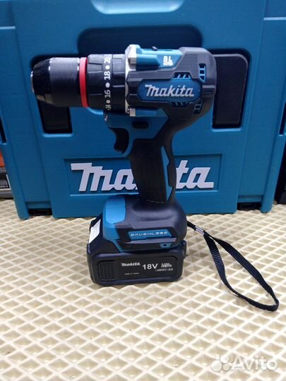 Бесщеточный ударный шуруповерт Makita 18V