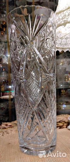 Большая ваза для цветов