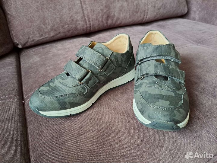 Кроссовки для мальчика 30