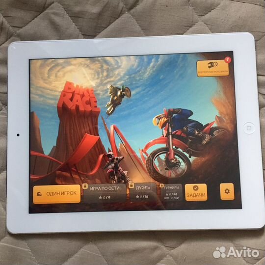 iPad 4 16гб wifi белый для детей с играми