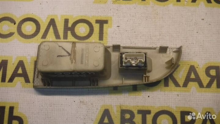 Кнопка стеклоподъемника Lifan Breez 2006-2012