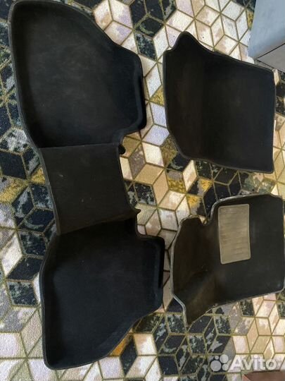 Автомобильные коврики ворсовые