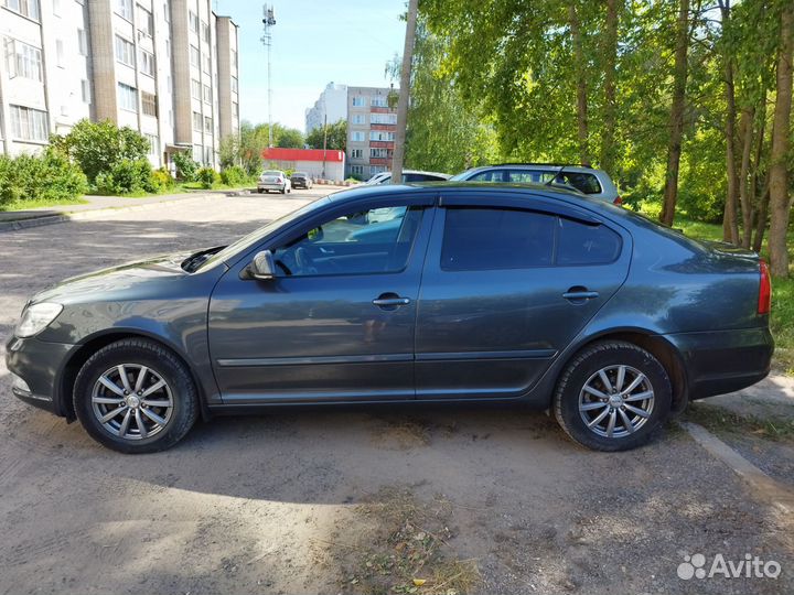 Skoda Octavia 1.6 AT, 2010, 228 500 км