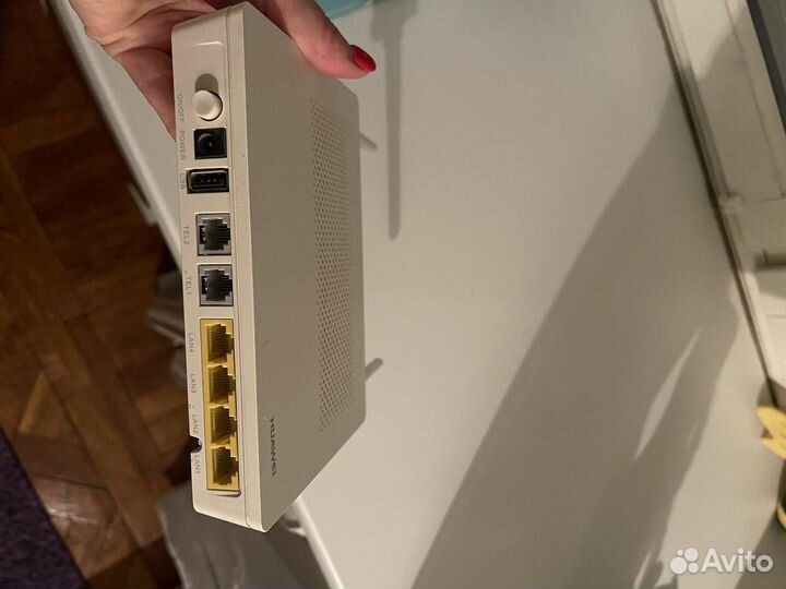 Роутер Huawei