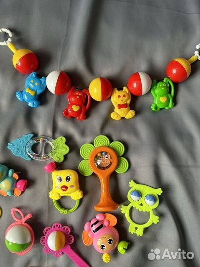 Игрушки для новорожденных пакетом погремушки