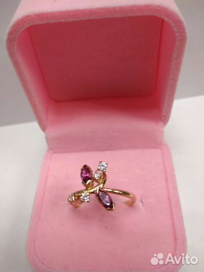 Золотое кольцо 585 пробы с аметистами