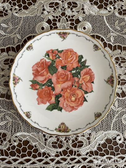 Тарелки декоративные Royal Albert