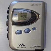 Кассетный плеер Sony Walkman