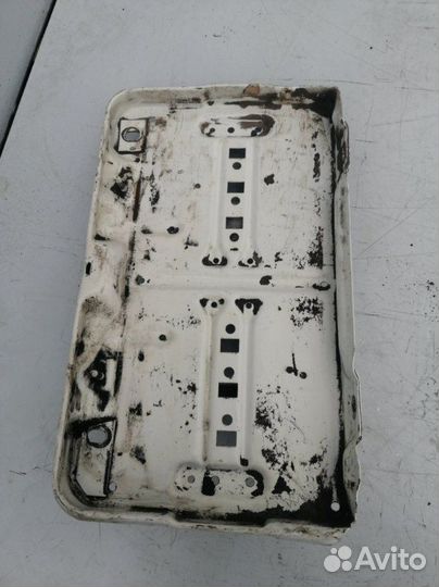 Площадка под акб Mercedes Sprinter W901