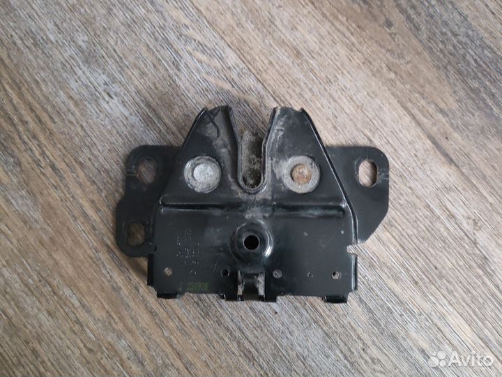 Чери Тигго 4 замок капота