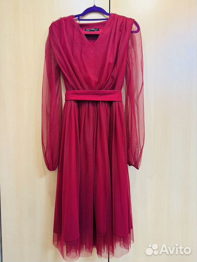 Платье женское