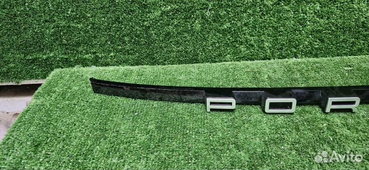 Эмблема Porsche 911