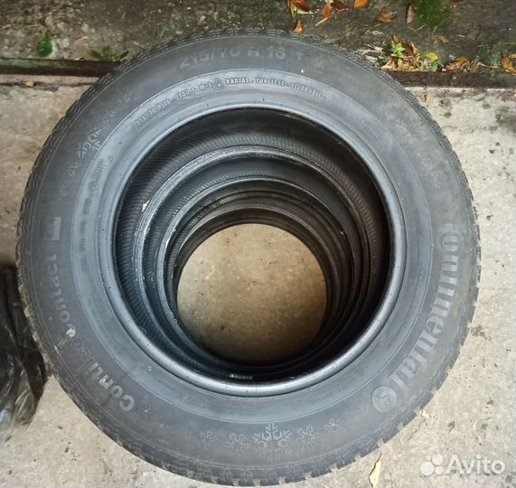 Continental ContiIceContact 215/70 R16 100T
