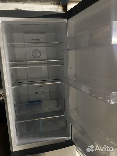 Холодильник с морозильником Haier C2F637cxrg серый