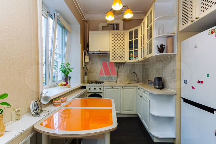 1-к. квартира, 40 м², 1/2 эт.