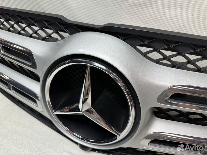 Решетка радиатора в сборе Mercedes GLS X166 AMG