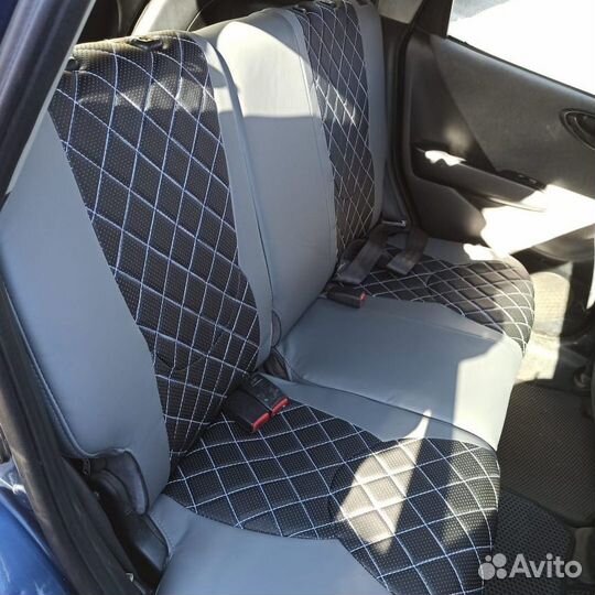 Авточехлы Toyota Noah 70