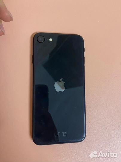 iPhone SE (2020), 64 ГБ