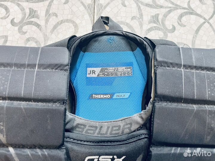 Вратарский нагрудник bauer