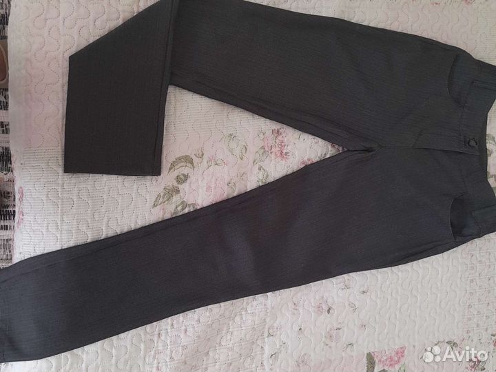 Костюм брючный в школу