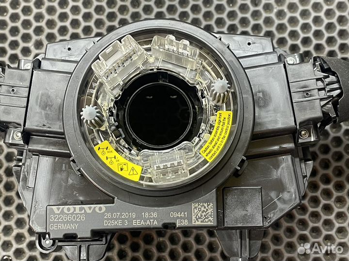 Подрулевой переключатель volvo 32266026