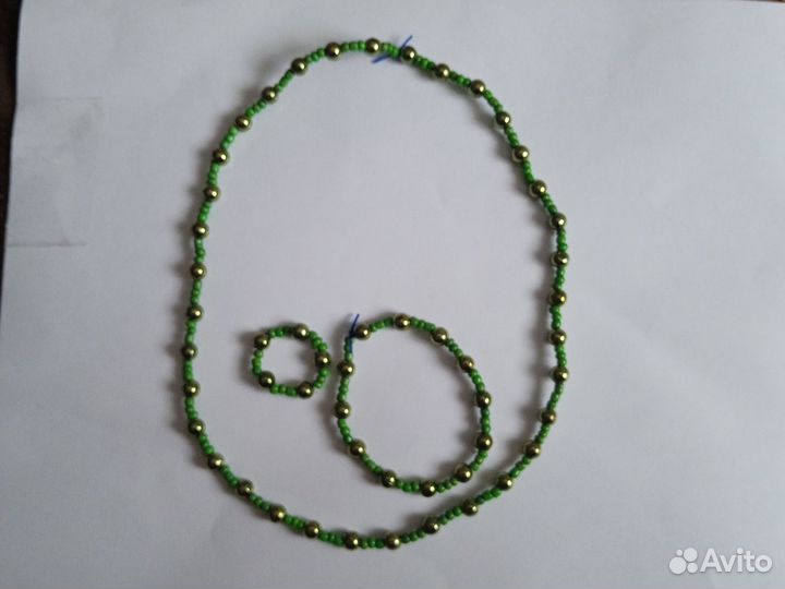 Украшения из бисера