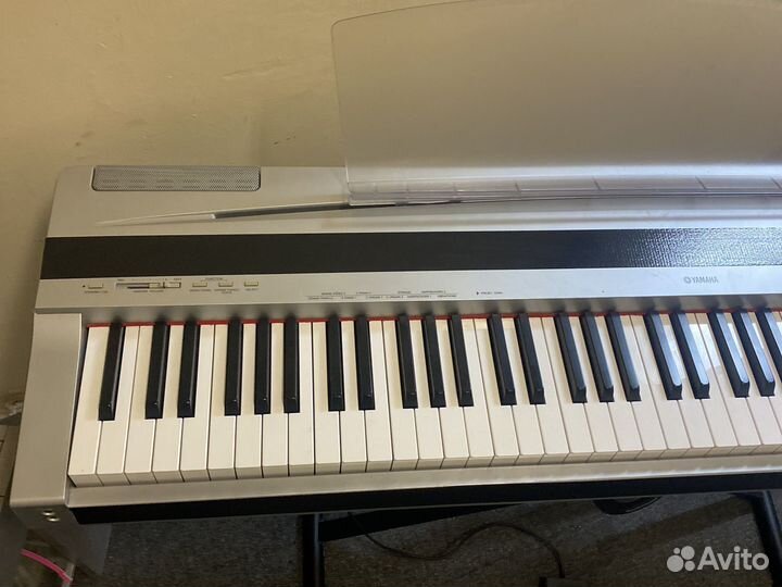 Цифровое пианино yamaha p70+ стойка