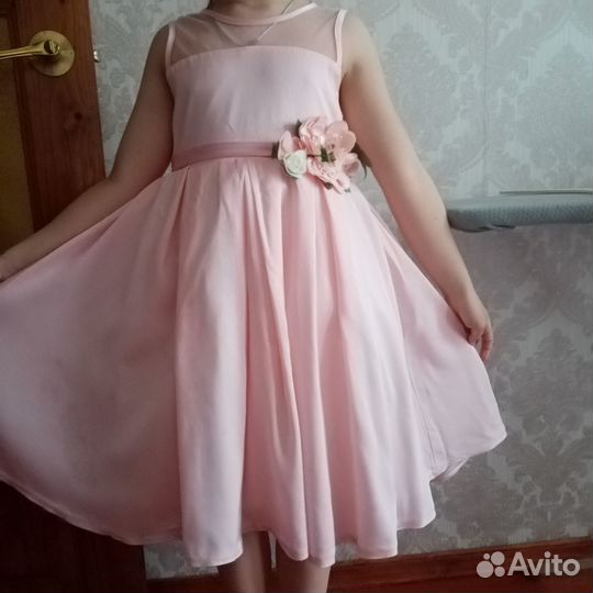 Продам платье