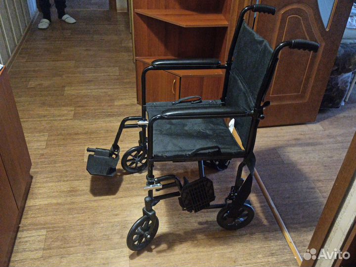 Инвалидная коляска