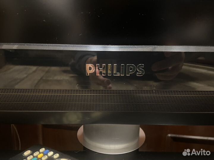 Телевизор Philips 37PFL7332