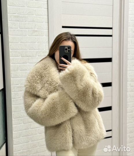 Шуба из эко меха под песца