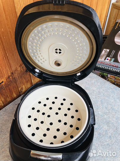 Мультиварка redmond rmc m90