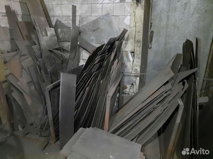 Куски листового металла t1 мм