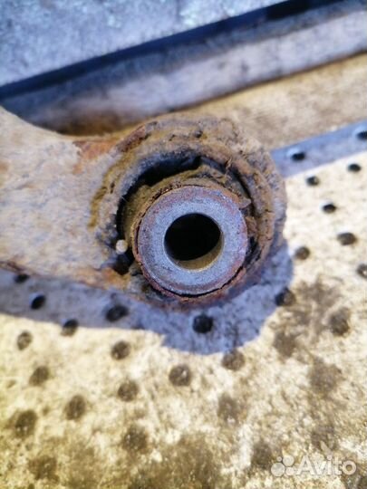 Рычаг задний левый Mazda 6