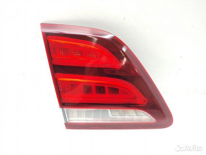 Фонарь крышки багажника (внутренний) задний левый